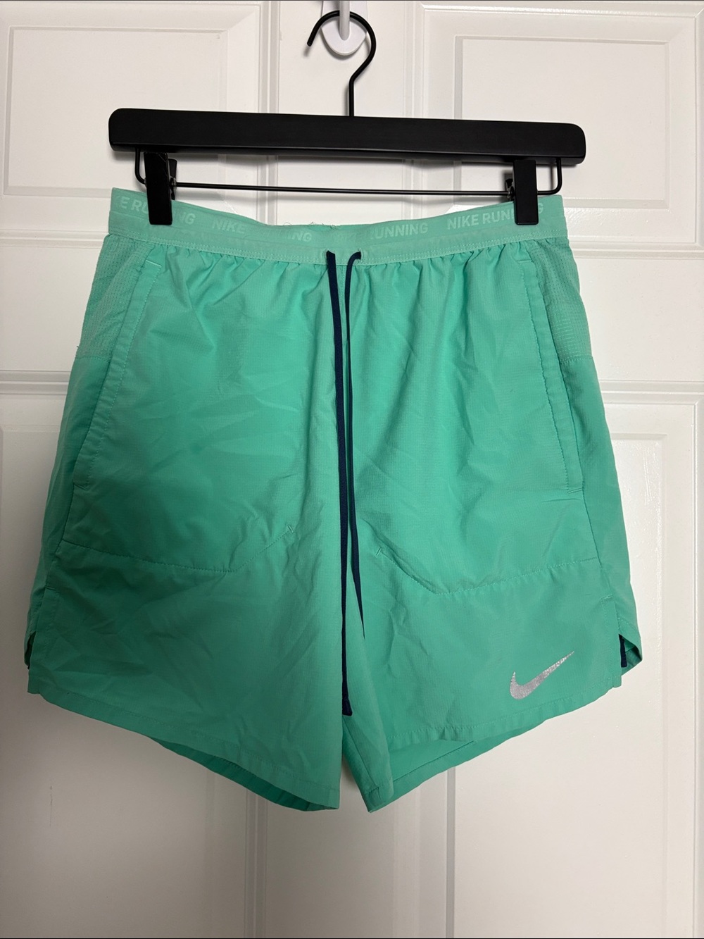 Nike Women's Mint Green Athletic Running Shorts with Navy Drawstring - Picture 1 of 4
